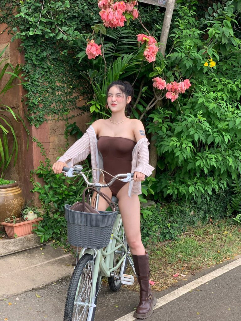 Papicchaya Ploysaieak  เน็ตไอดอล